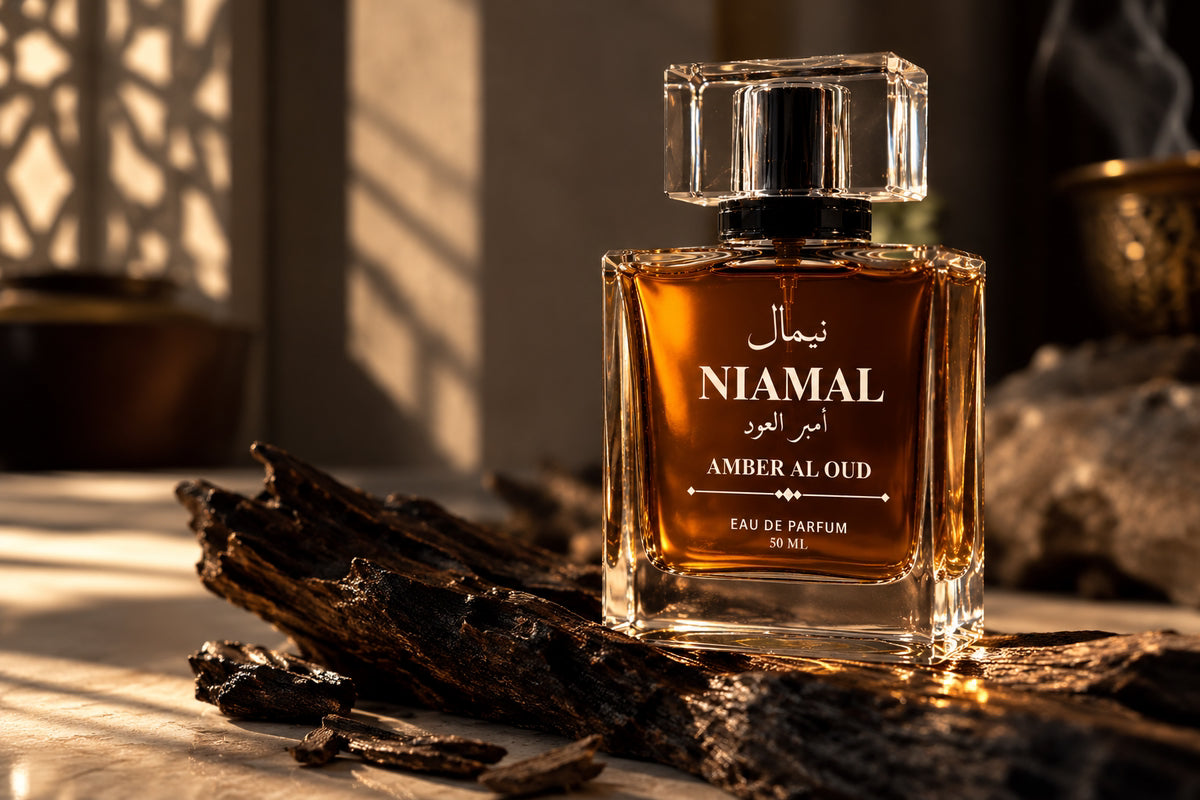 Amber Al Oud Eau de Parfum (أمير العود) Perspective